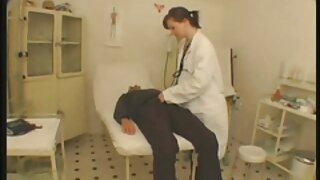 Латина ги отвора своите жешки нозе