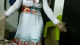Пичка мониста оди длабоко